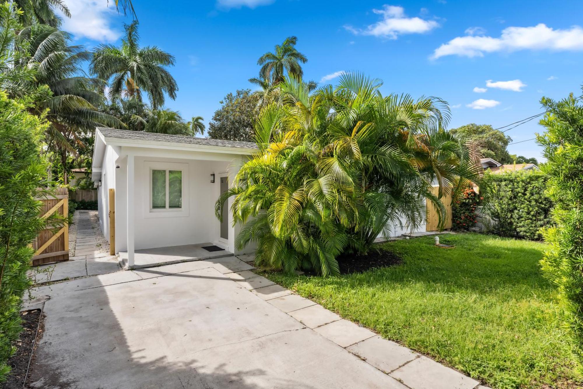 Family Home In Miami Bagian luar foto